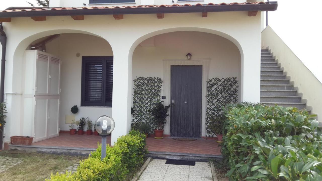Borgo Nicoletta Case Per Le Vacanze Filandari Eksteriør billede